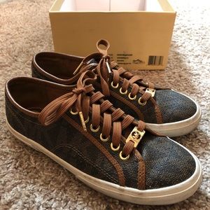 Michael Kors Sneakers